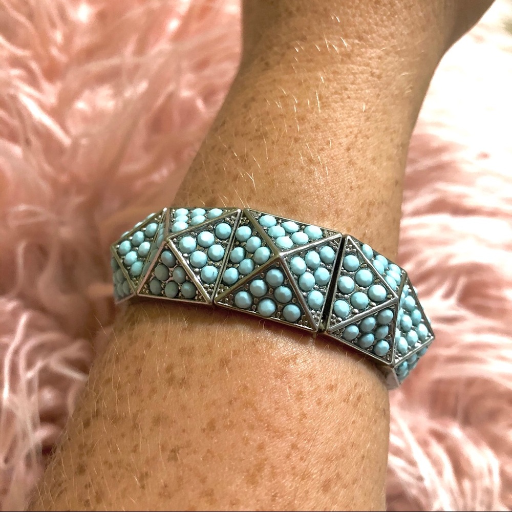 Forever 21 Pyramid Turquoise Beaded Bracelet